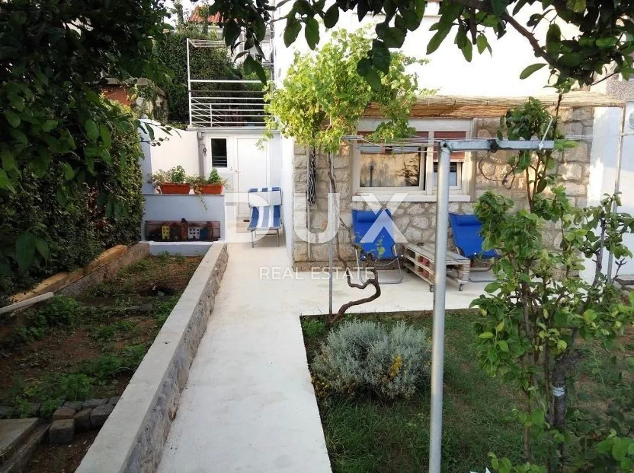 crikvenica, selce - prizemlje kuće s tri apartmana, 150 m od mora - slika 16
