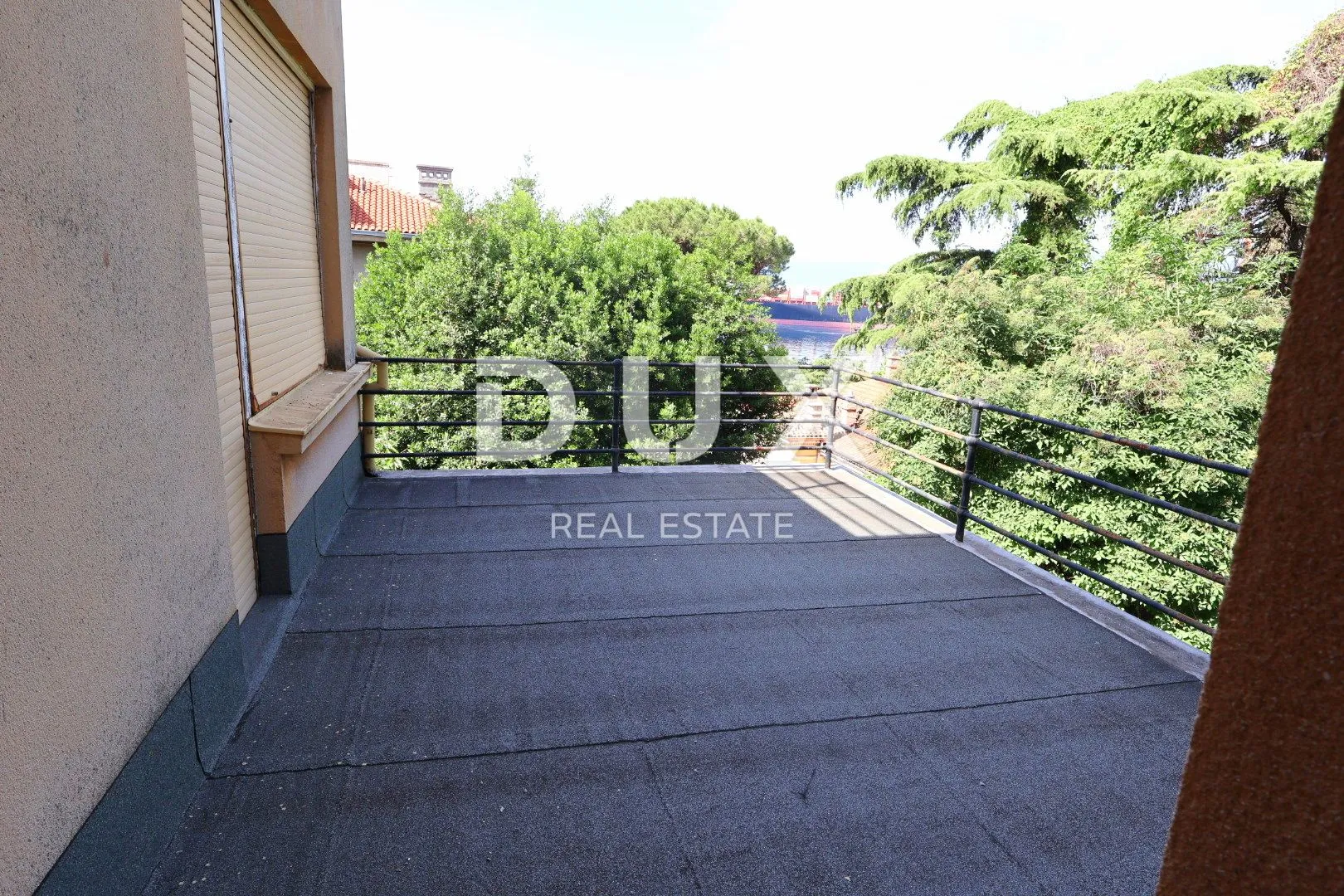 rijeka, pećine - samostojeća vila s pogledom na more - slika 26