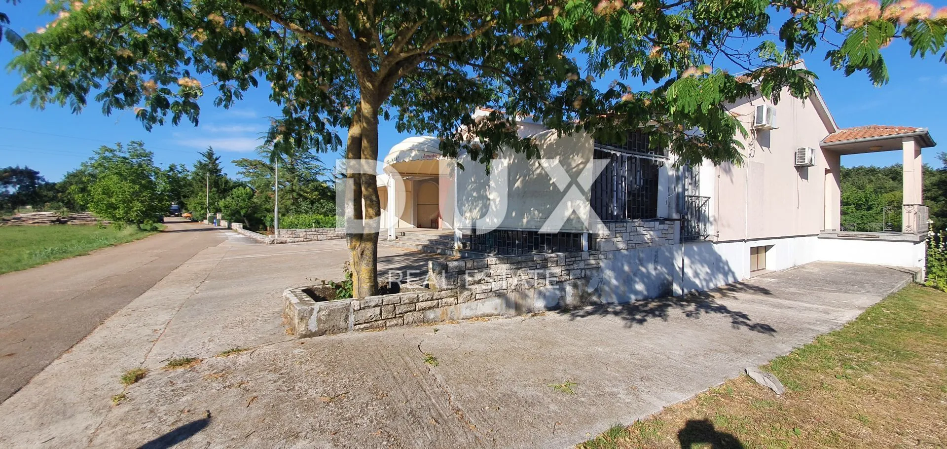 istra, žminj - imanje sa 3 samostojeće kuće - slika 78