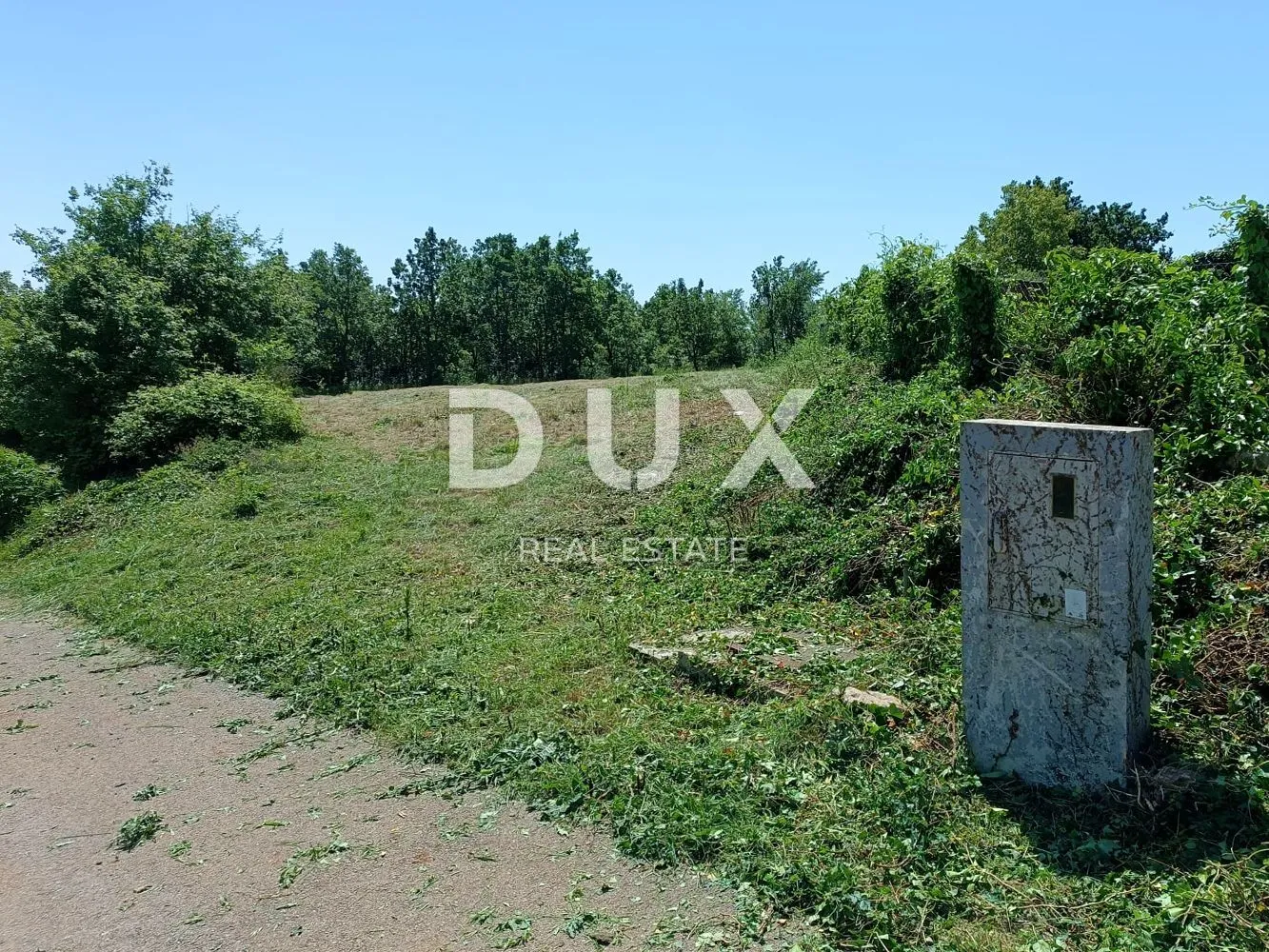 istra, vižinada - zemljište s pravomoćnom građevinskom dozvolom - slika 2