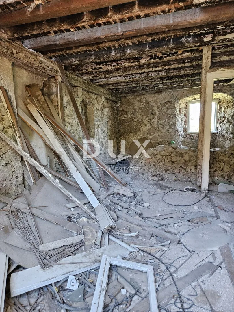 kastav, centar - kuća 246 m2 u starom gradu + okućnica 400m2 - slika 12