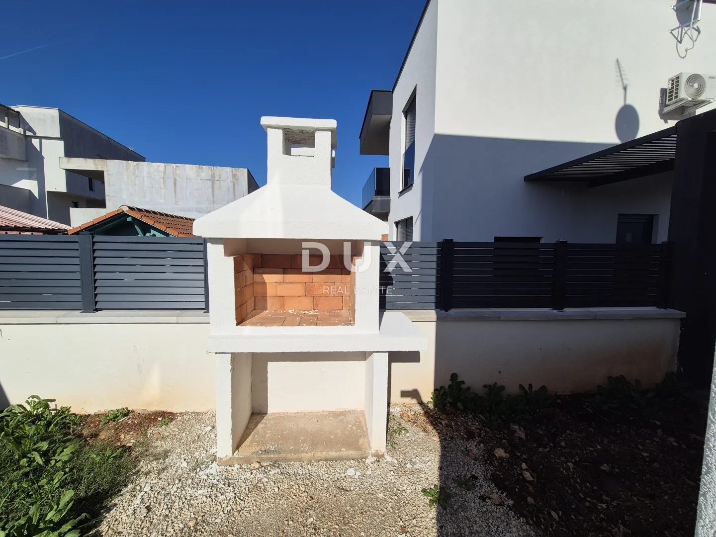 istra,medulin-samostojeća kuća na idealnoj lokaciji, prilika - slika 13
