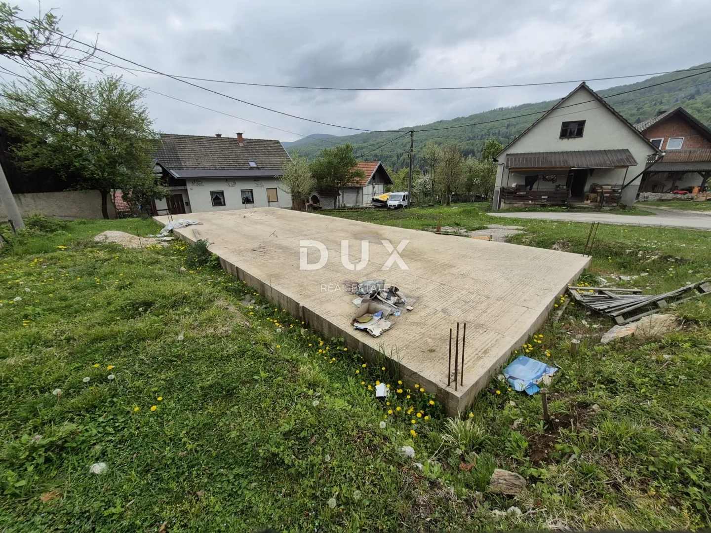 GORSKI KOTAR, SEVERIN NA KUPI - građevinsko zemljište 464 m2, započeta gradnja - Severin na Kupi, Vrbovsko
