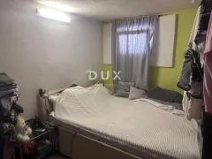 nin- kuća sa 4 apartmana - slika 20