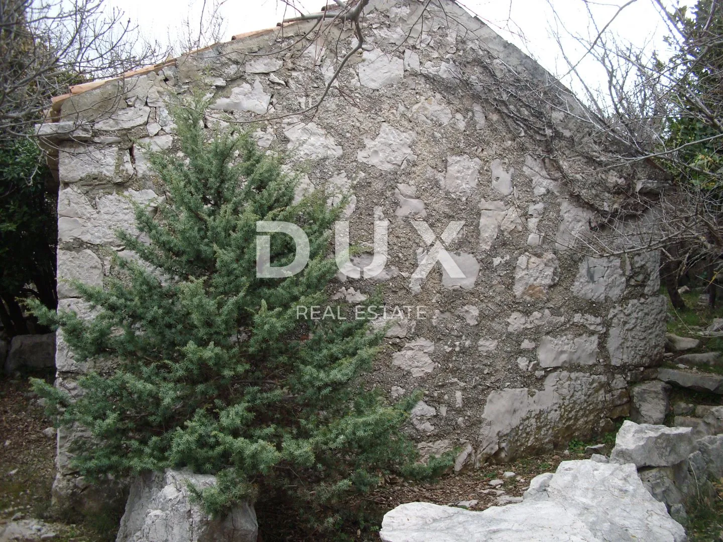 otok krk - kamena kuća na osami 250 m od mora - slika 4