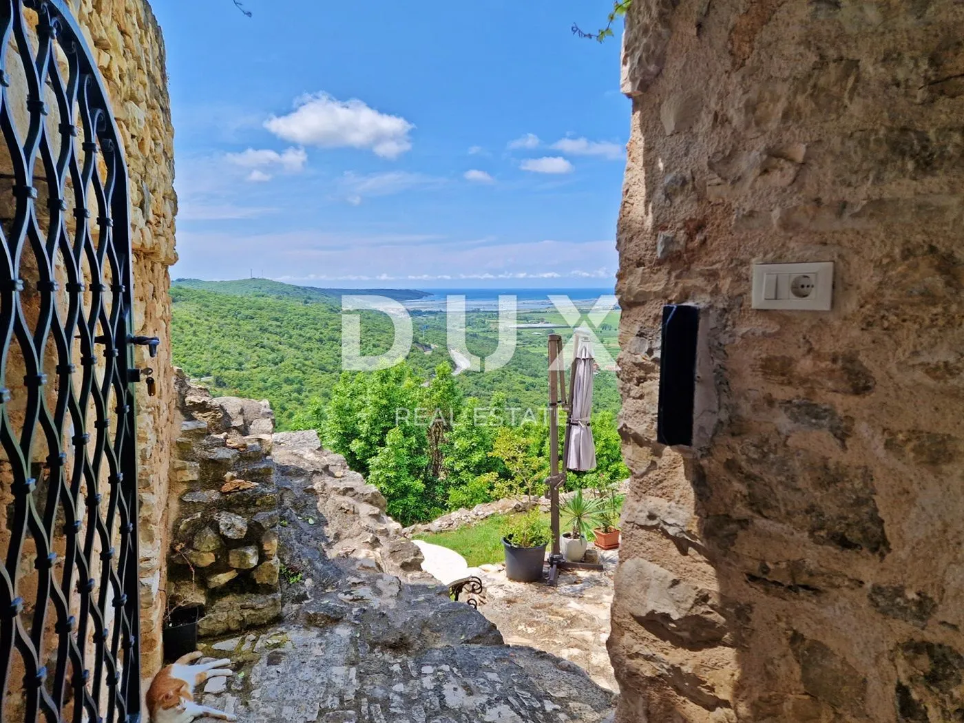 istra, buje - kamena kuća sa spektakularnim pogledom - slika 72