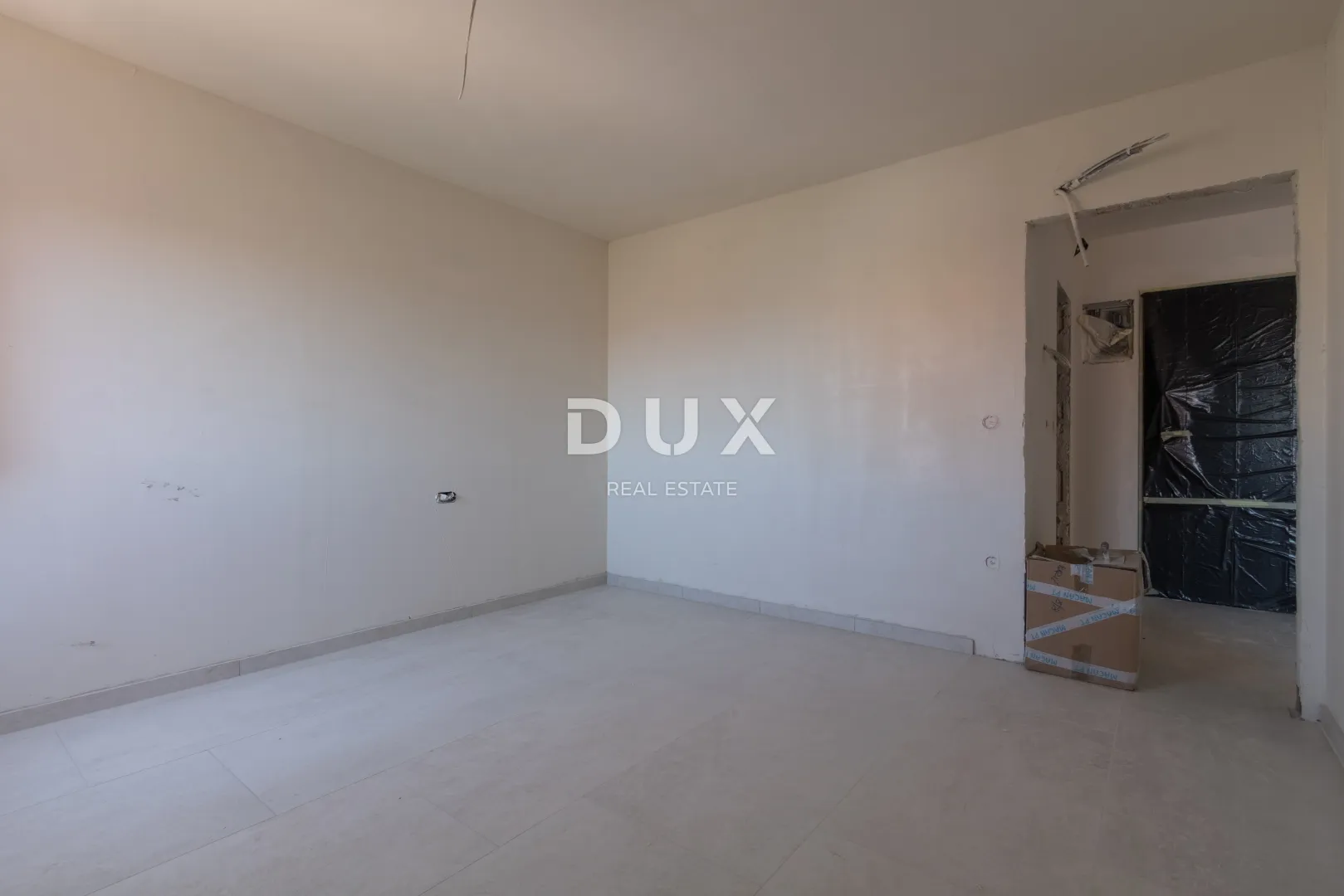 vodice, dvosobni stan u prizemlju s vrtom, 78,02 m² - slika 3
