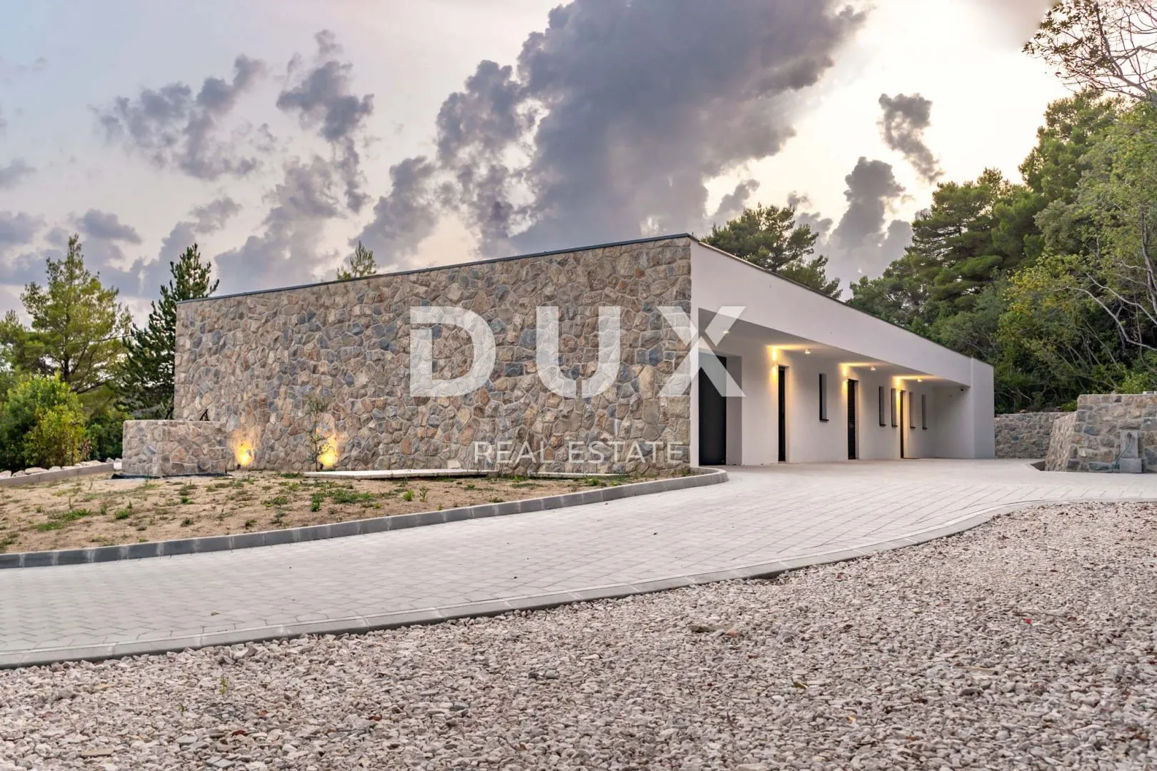 otok rab, palit - moderna vila s bazenom okružena prirodom - slika 7