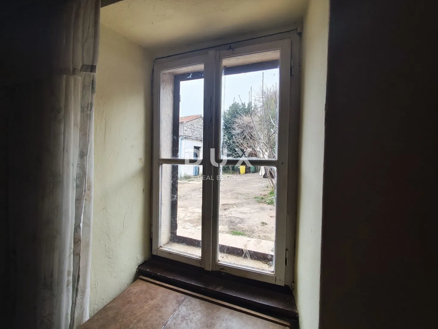 istra, peruški - kamena kuća za adaptaciju - slika 17