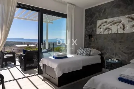 crikvenica, šmrika - luksuzna vila s bazenom i predivnim pogledom na more - slika 23