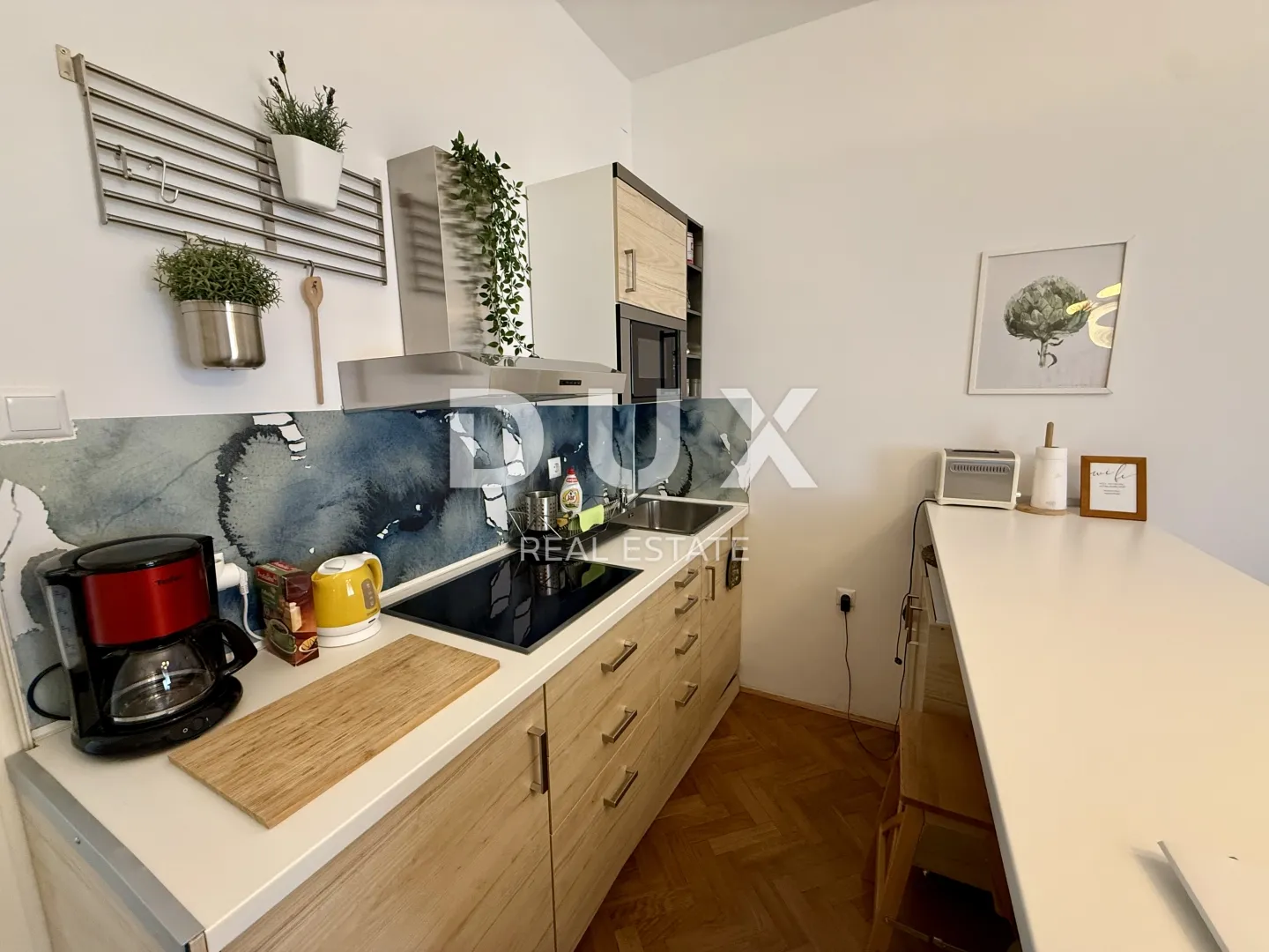 zagreb, centar - dvoetažni stan s tri apartmana i odličnim prihodima! - slika 4