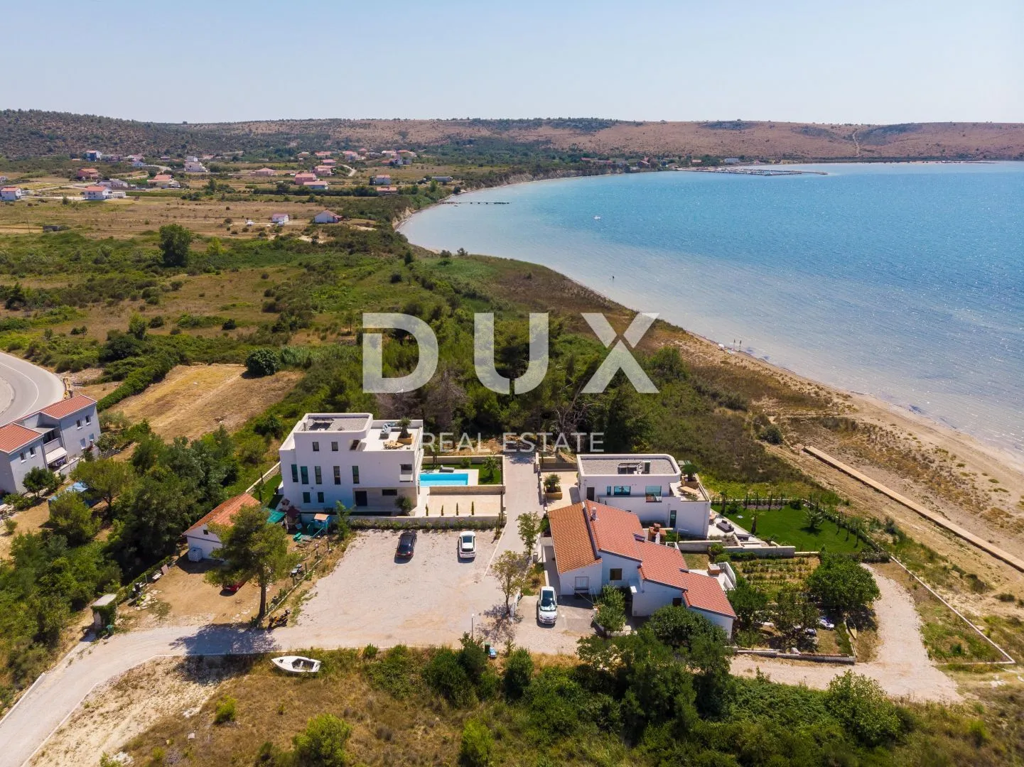 zadar, ljubač - luksuzna vila 2. red do mora - slika 3