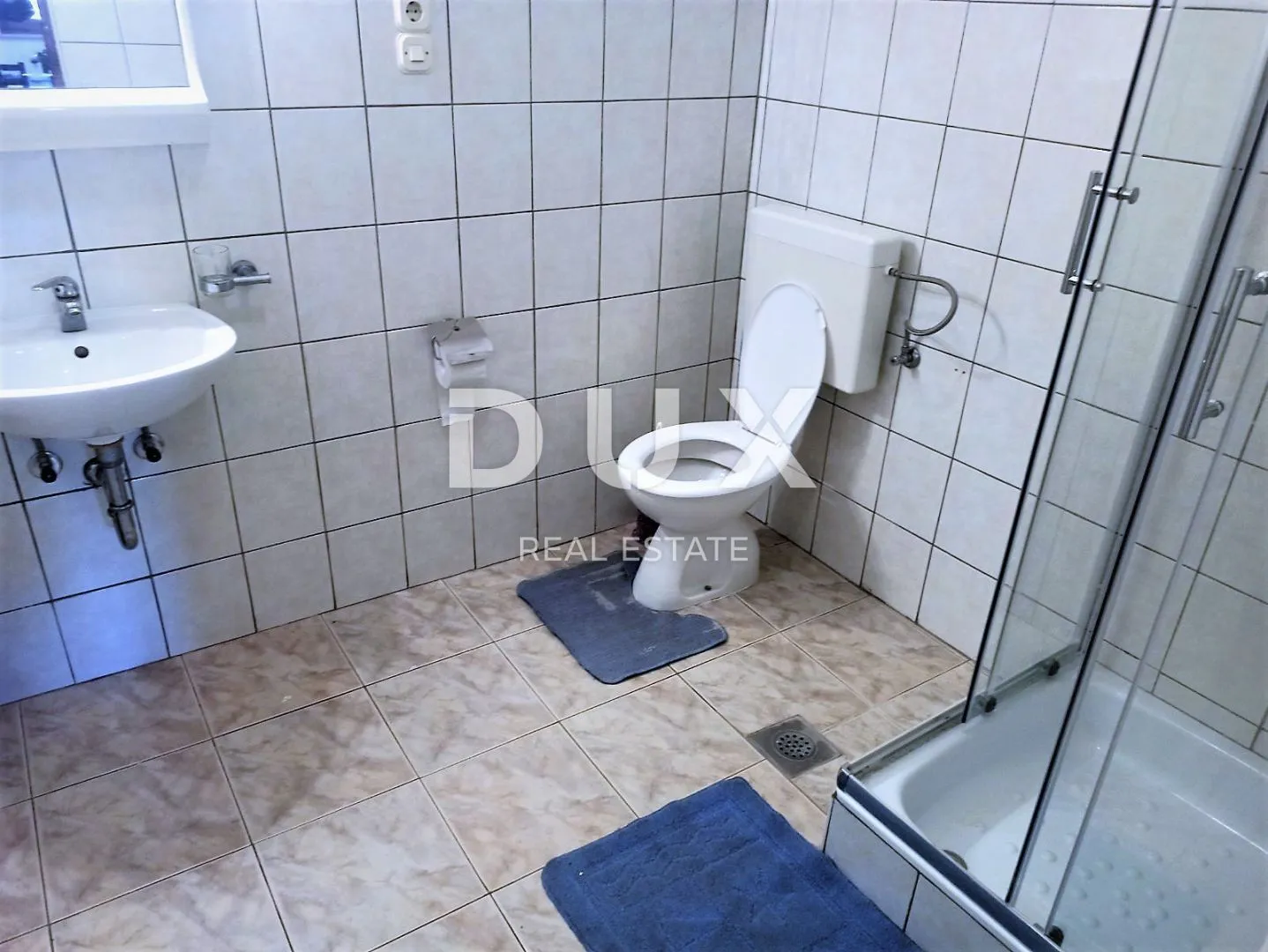 istra, medulin - atraktivna samostojeća kuća 200 m od mora! - slika 29