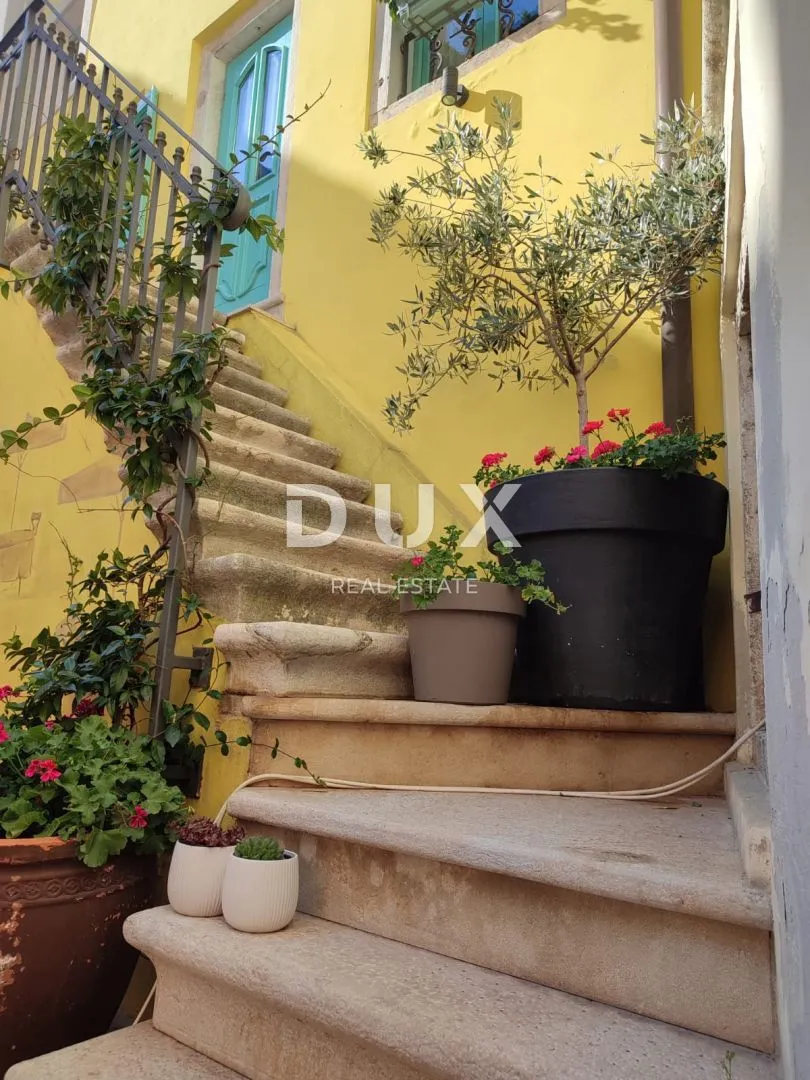 istra, rovinj - unikatna kuća drugi red do mora! - slika 5