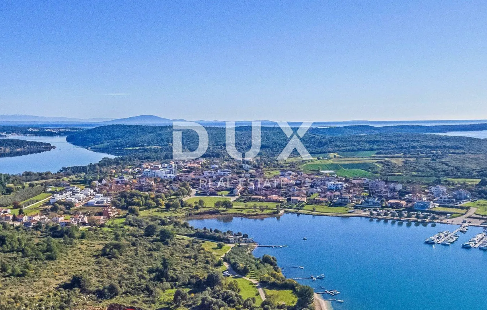 istra, medulin - luksuzan stan s vlastitim bazenom - slika 12
