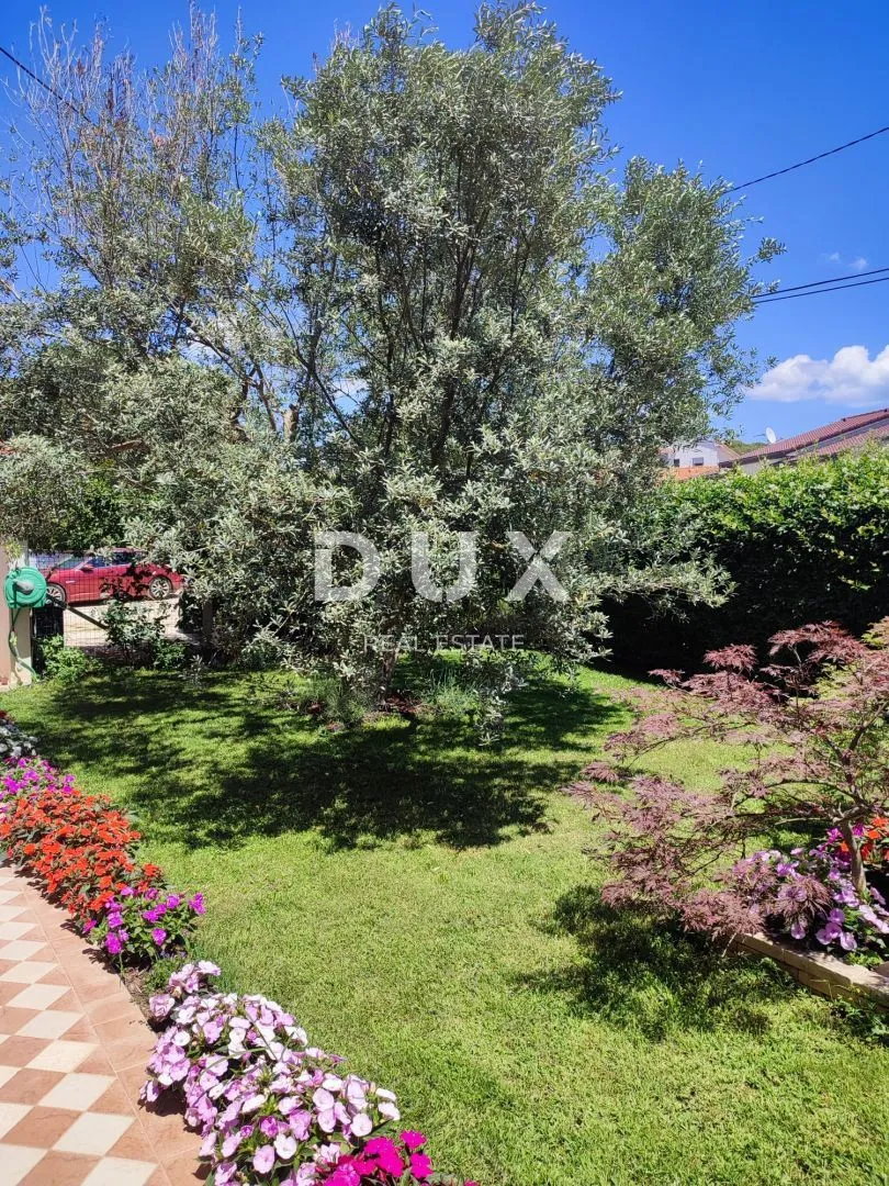 istra, pomer zanimljiva kuća s četiri apartmana! - slika 4