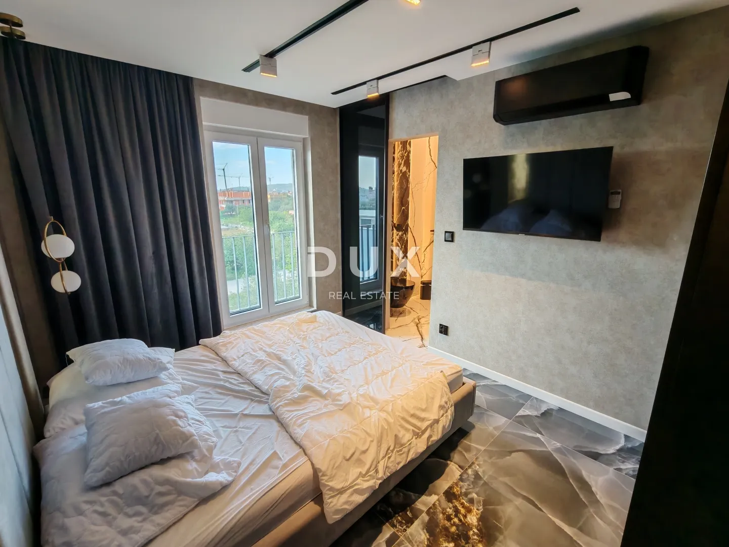 zadar, sukošan - luksuzno namješten penthouse 50 m od plaže! - slika 25