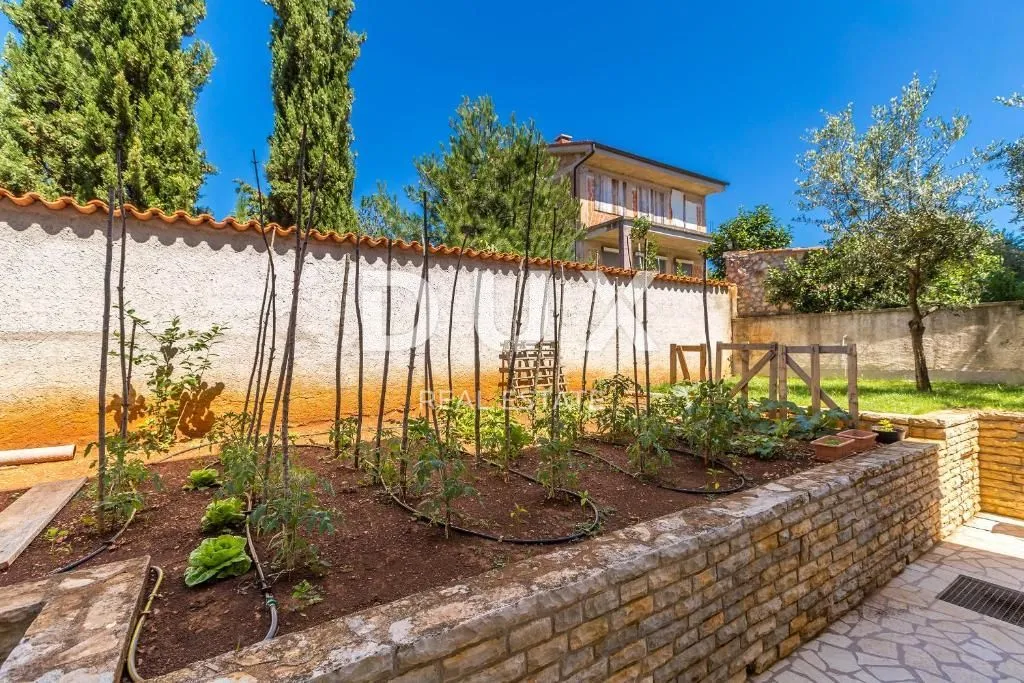 otok krk, šotovento - samostojeća kuća sa 3 apartmana i pogledom na more - slika 7
