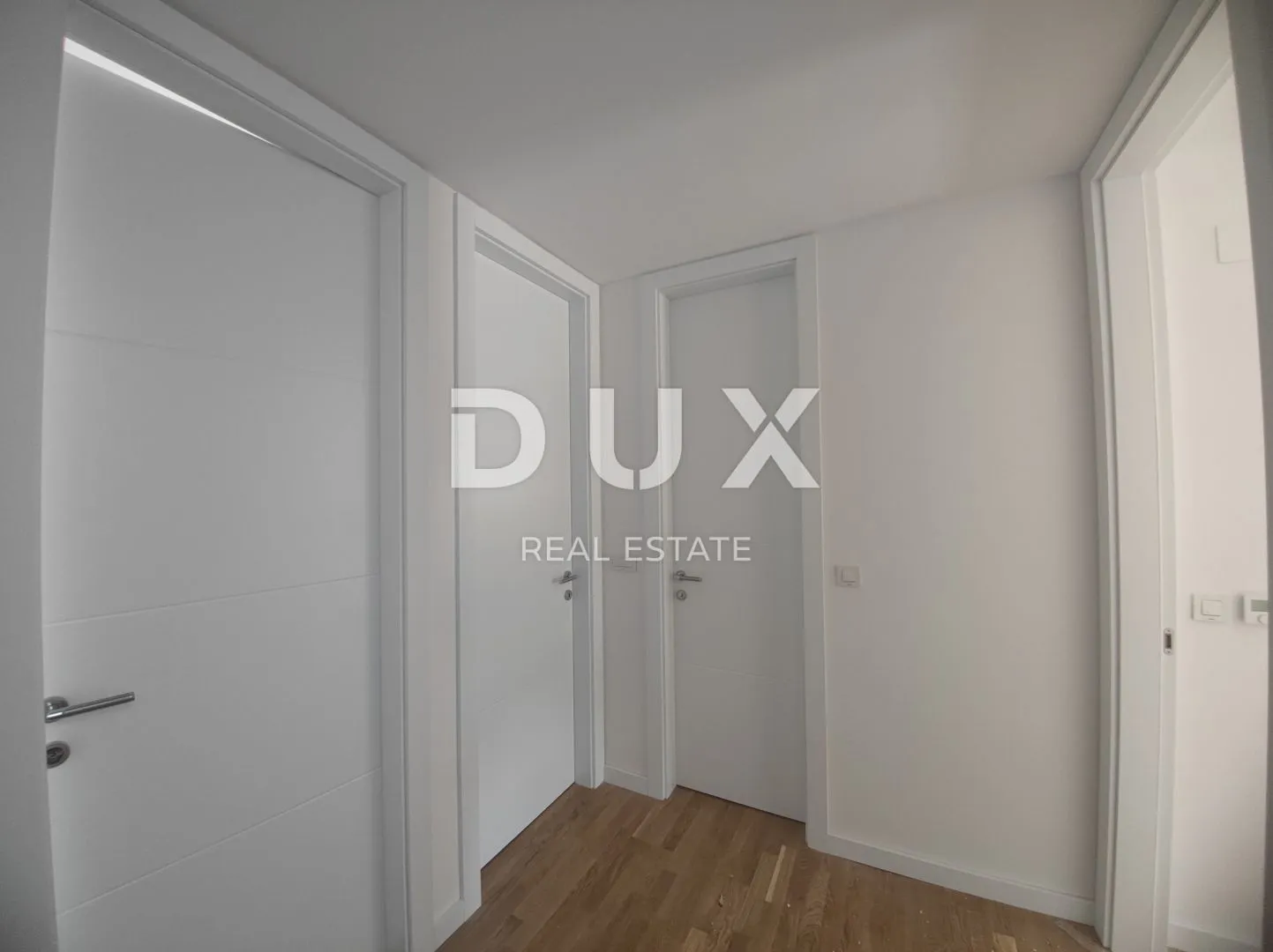 grad krk, centar - dvoetažni penthouse s bazenom i panoramskim pogledom - slika 19