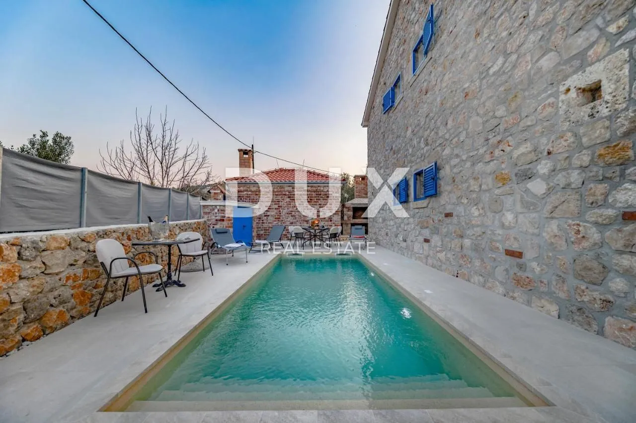 otok pašman, ždrelac - luksuzna kamena vila s bazenom pokraj mora - slika 11