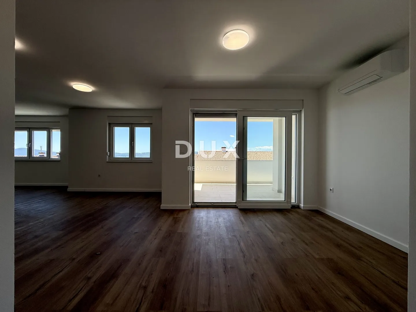 crikvenica, trosobni apartman, 123 m2, novogradnja, pogled na more - slika 2
