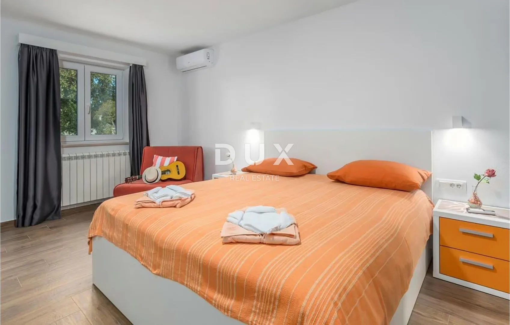 istra, tinjan - kuća s bazenom na rubu naselja - slika 15