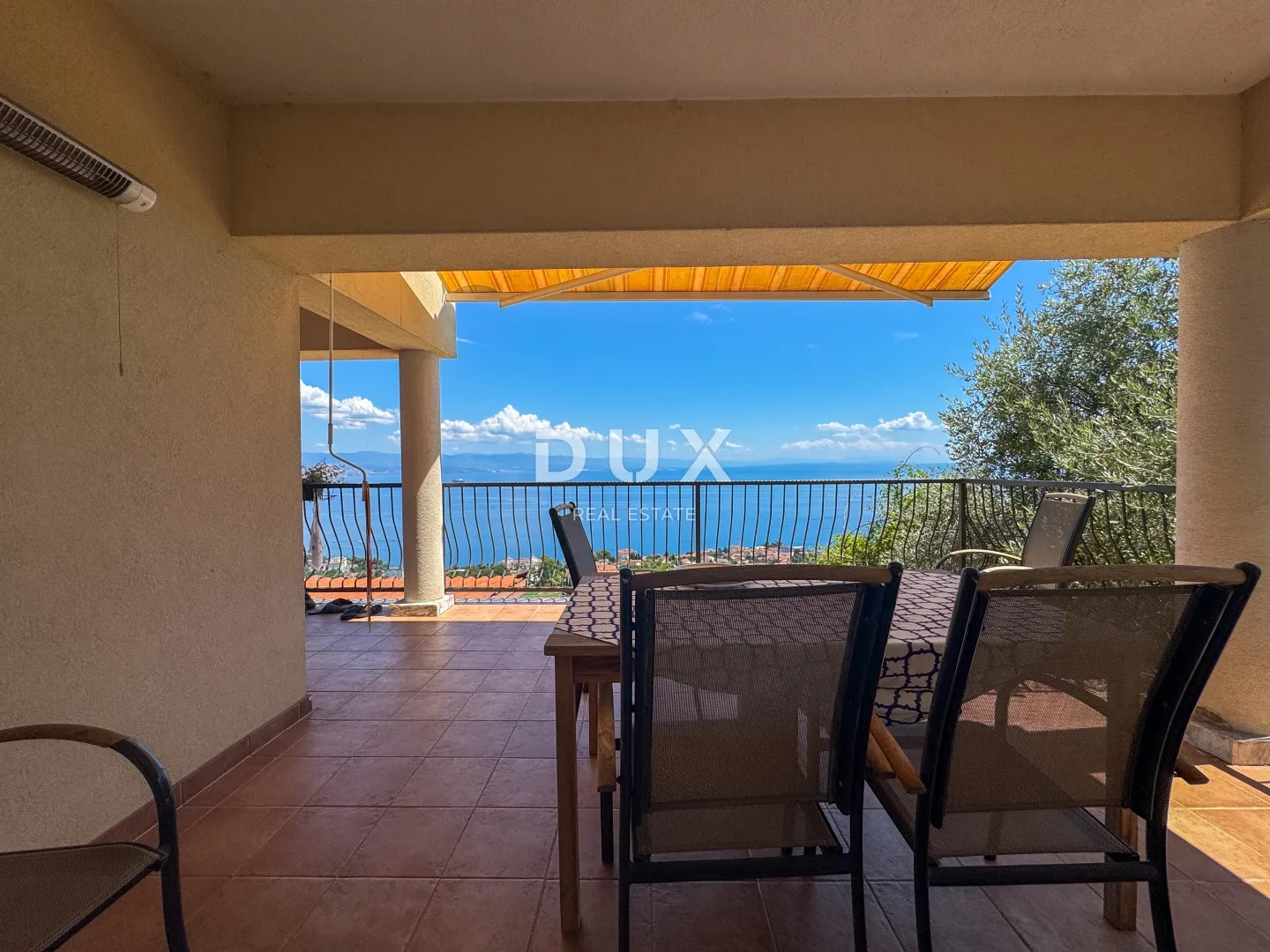 opatija, lovran - samostojeća kuća s garažom i panoramskim pogledom na more, prilika - slika 12
