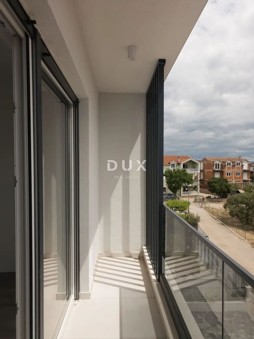 vodice, stablinac, penthouse s krovnom terasom, 121 m² - slika 5
