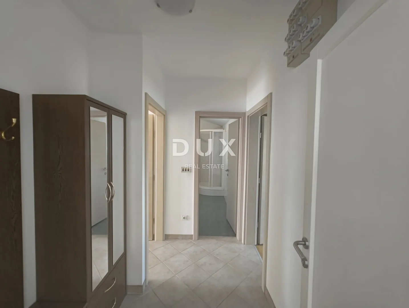 istra, poreč - komotni 1s+db na izvanrednoj lokaciji, pogled - slika 11