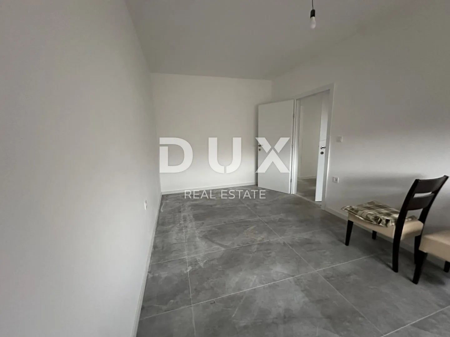 zadar, murvica - dvojna kuća, novogradnja - slika 24