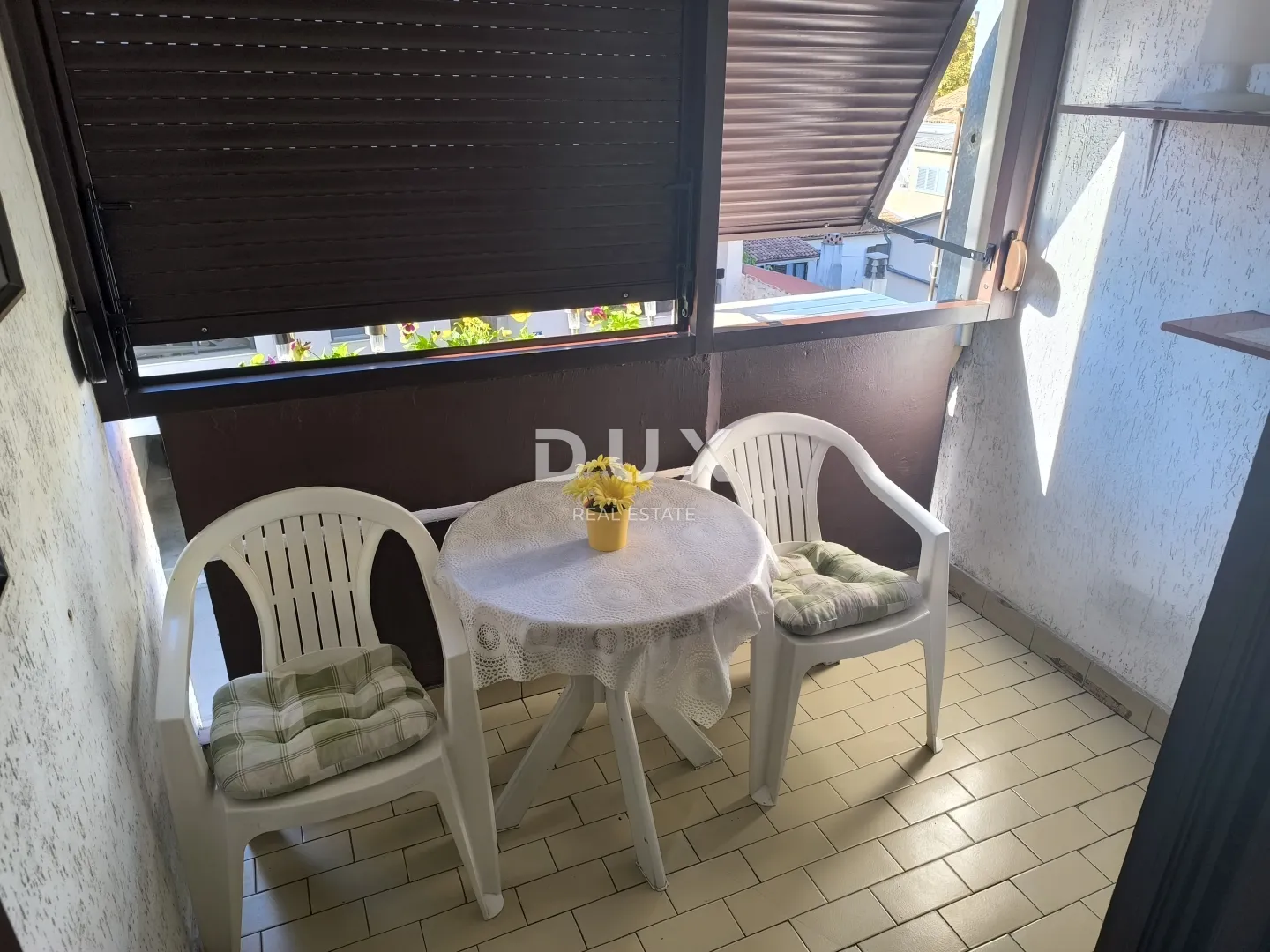 istra, pula - 3s+db stan u centru s parkingom 83 m2 - slika 6