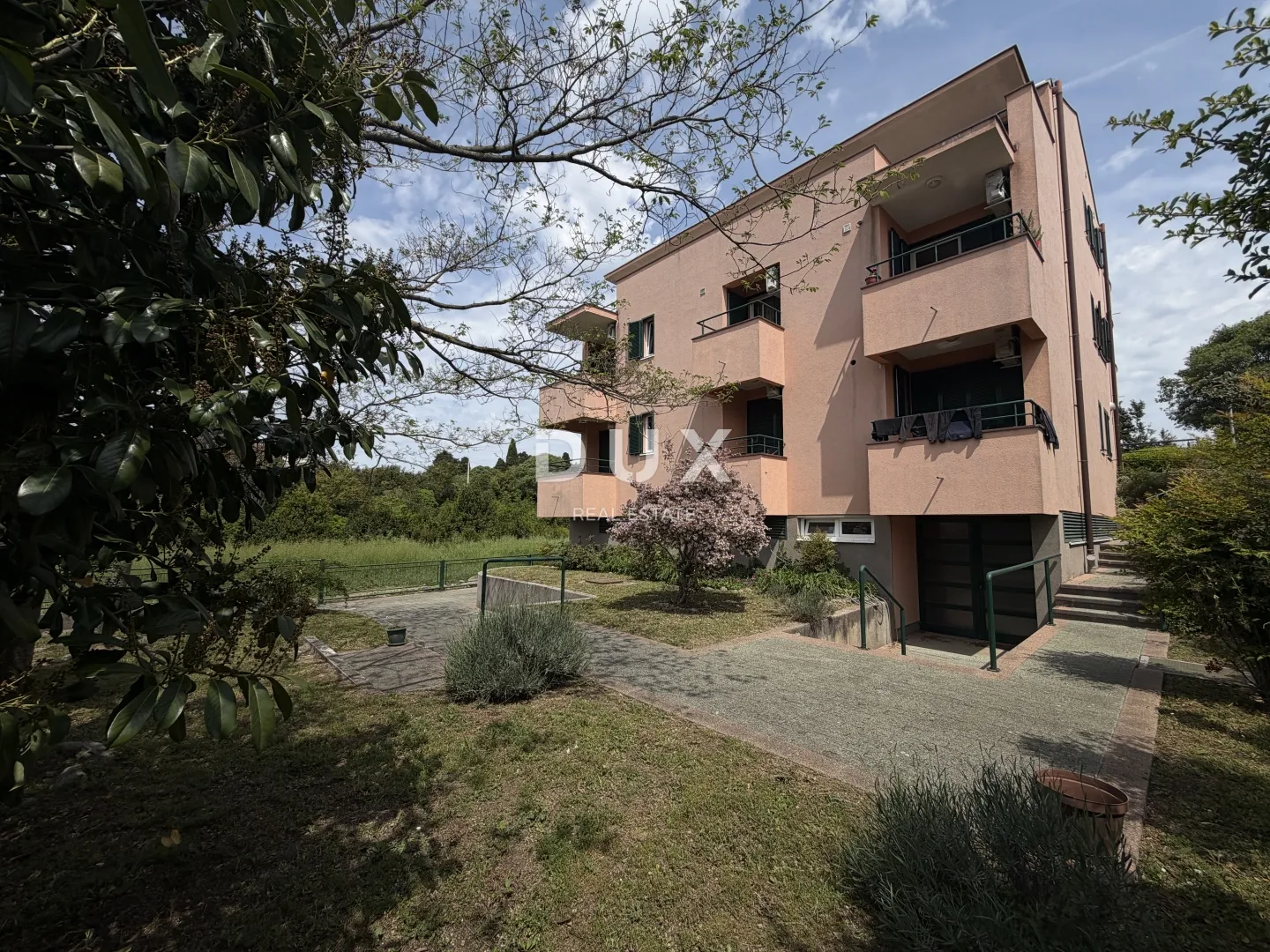 zadar, diklo – apartmanska kuća s 10 jedinica i pogledom na more! - slika 15