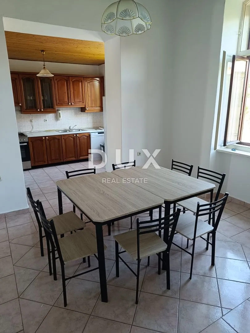 istra, pula - kuća 120m2 sa garažom i okućnicom! - slika 10