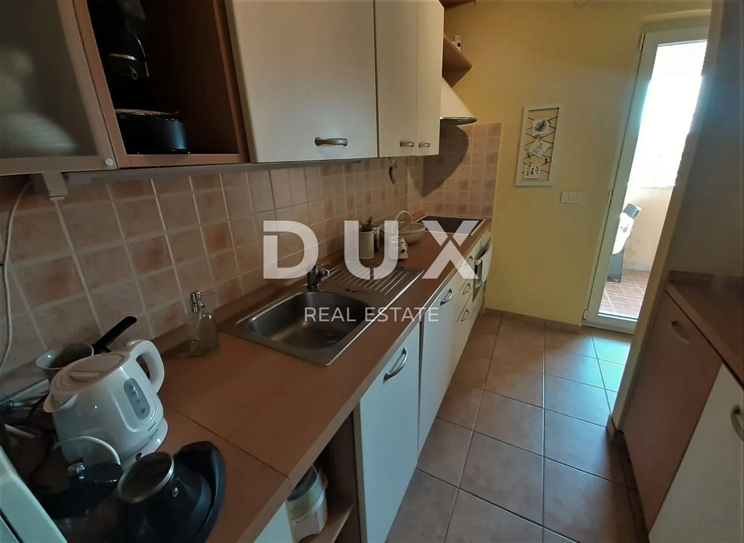 istra, novigrad - lijepo uređen dvosoban stan - slika 4