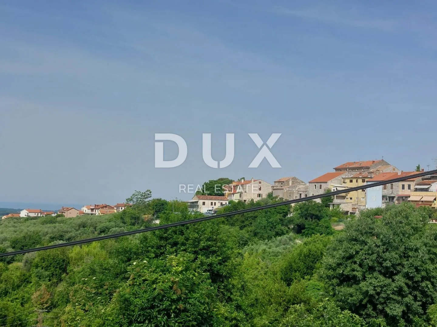 istra, buje - kuća s restoranom u centru buja, pogled na more - slika 27