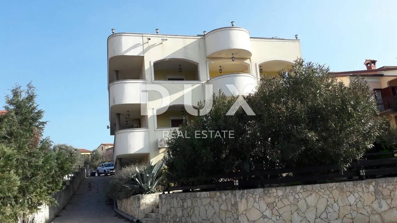 istra - medulin, kuća s više apartmana i bazenom 300 m od mora - slika 3