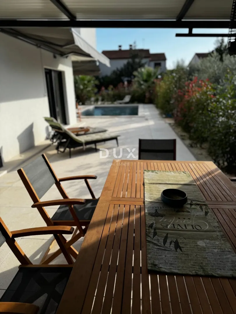 istra, pula - stan u prizemlju sa privatnim vrtom i bazenom! - slika 14
