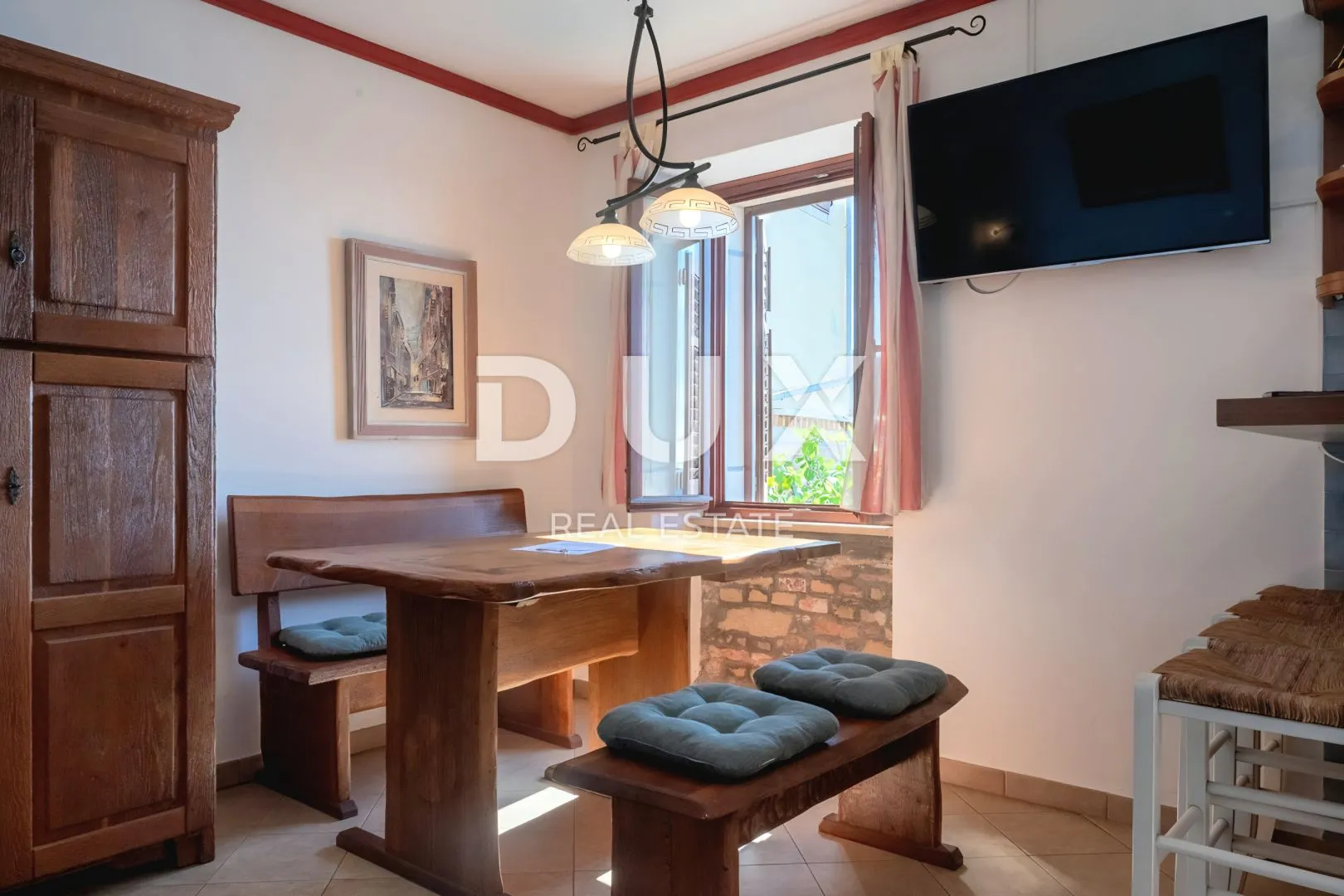 istra, rovinj - 2ss+db stan smješten prvi red do mora s privatnom plažom - slika 3