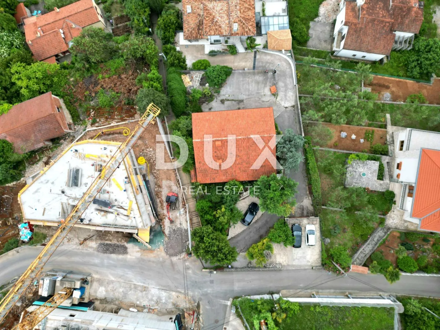 opatija, centar- samostojeća kuća 250m2 s panoramskim pogledom na more + okoliš 740m2 - slika 34