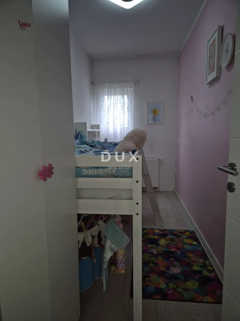 zadar, zemunik - prilika! renovirana obiteljska kuća - slika 26