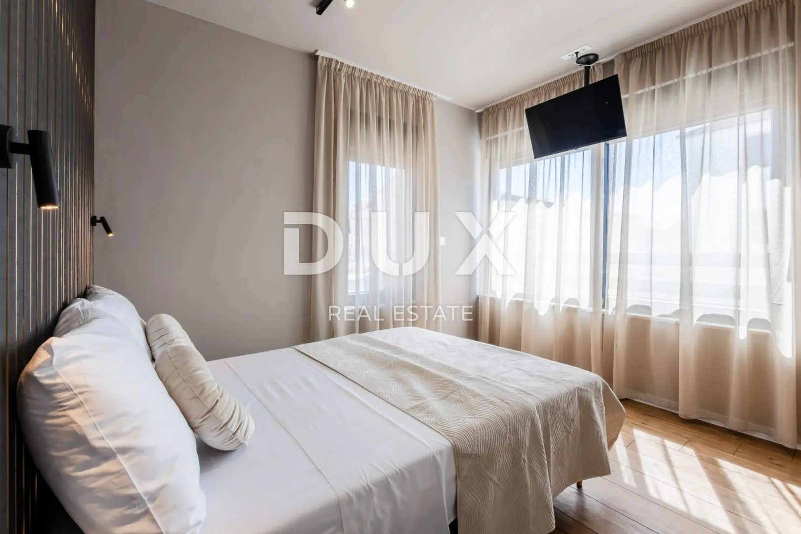 zadar, vrsi - luksuzna vila s pogledom na more - slika 21