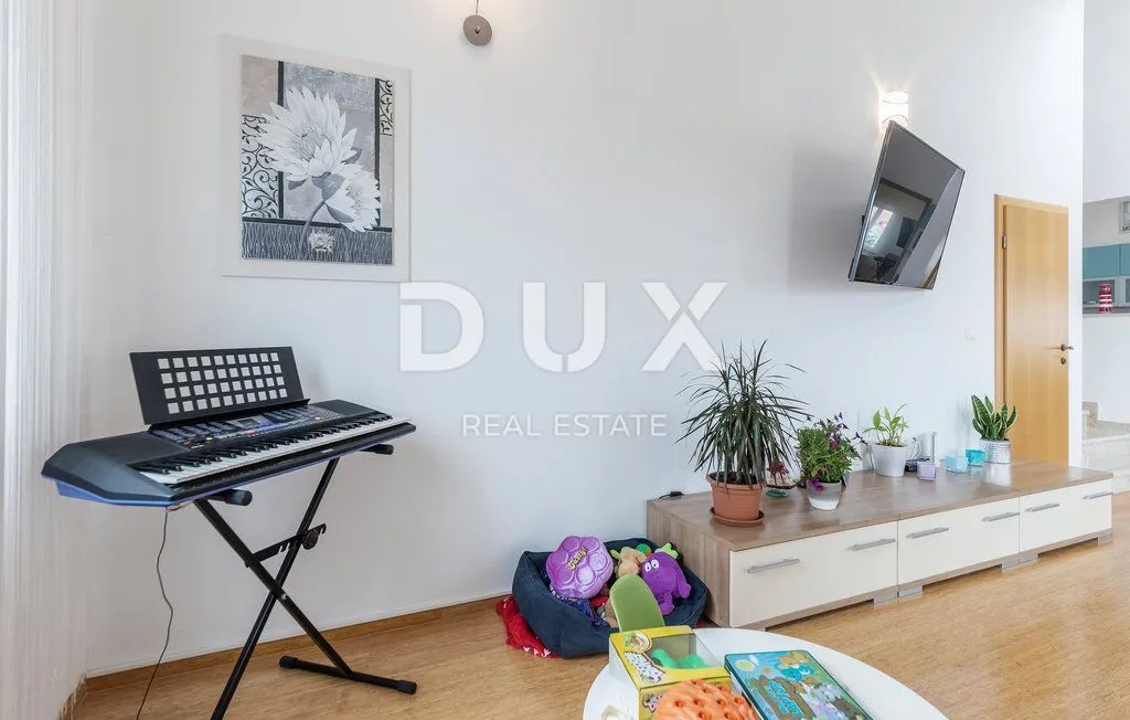 istra, pula - dvoetažni apartman na traženoj lokaciji - slika 11