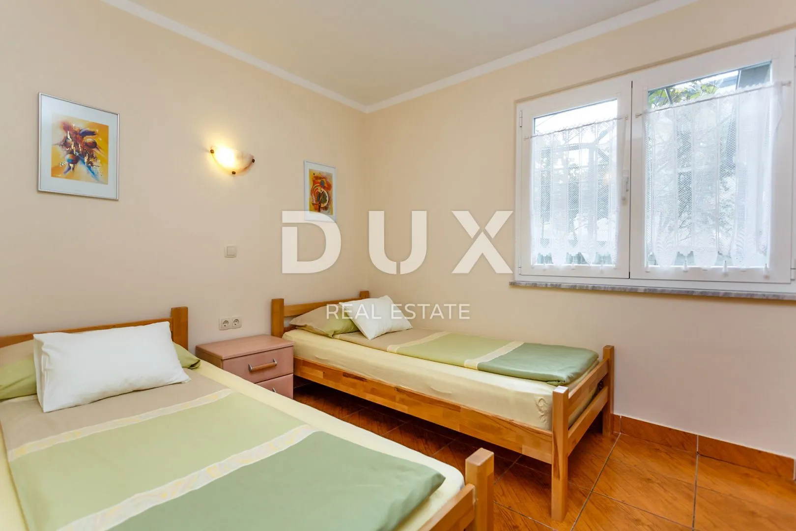 otok krk, malinska - renovirana apartmanska kuća u blizini mora - slika 49