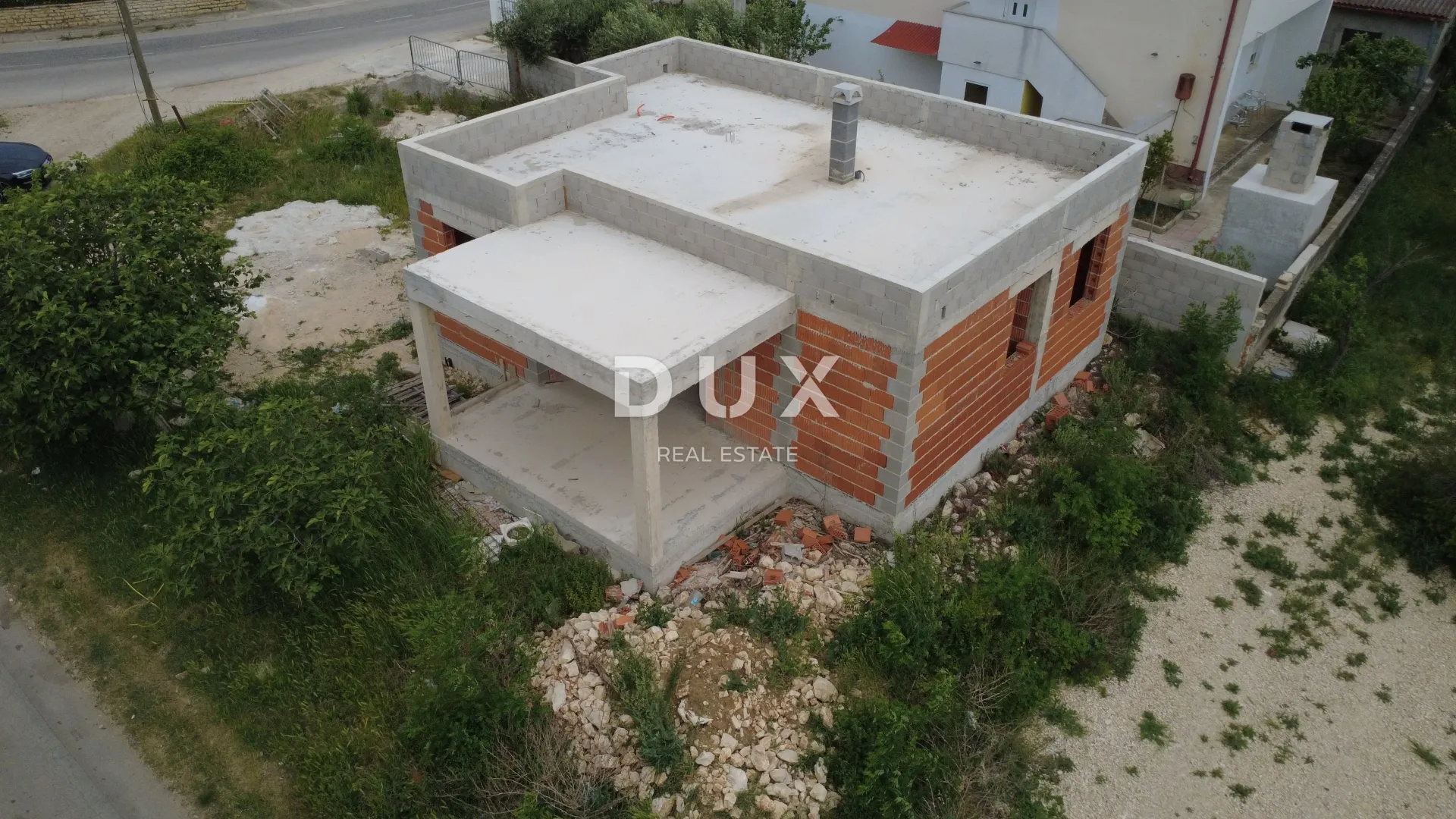 nin, grbe – prizemnica u roh bau fazi - slika 3