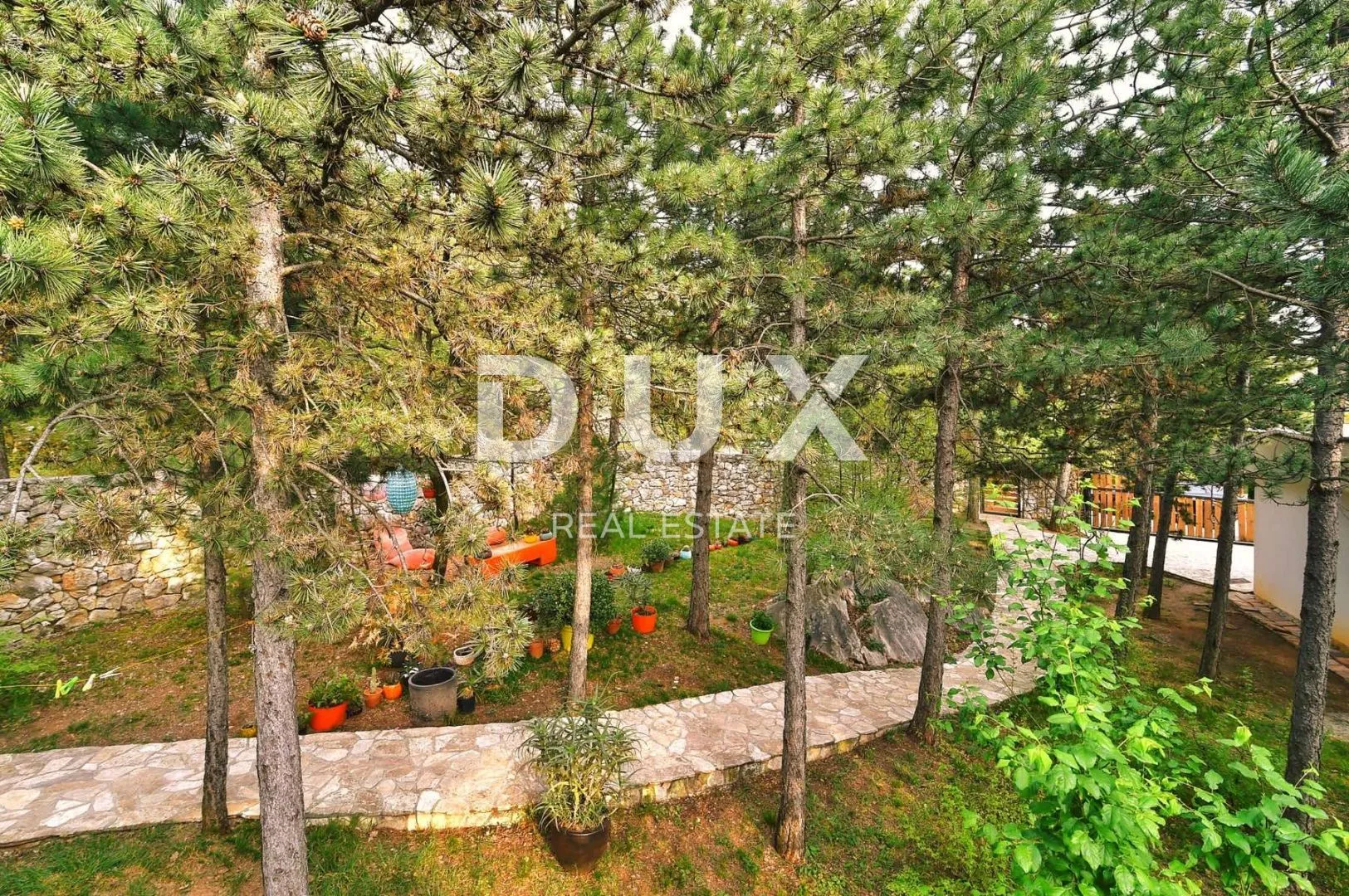 kostrena - predivna vila s bazenom na parceli od 2200m2 - slika 18