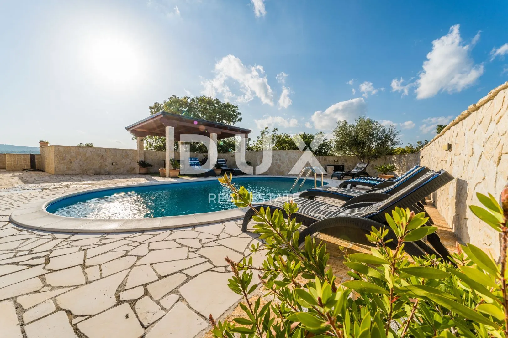 novigrad, pridraga - kamena vila na jedinstvenoj lokaciji - slika 31