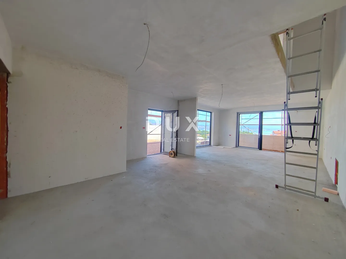 opatija, ika, dvoetažni stan, 131 m2, pogled, okućnica - slika 6