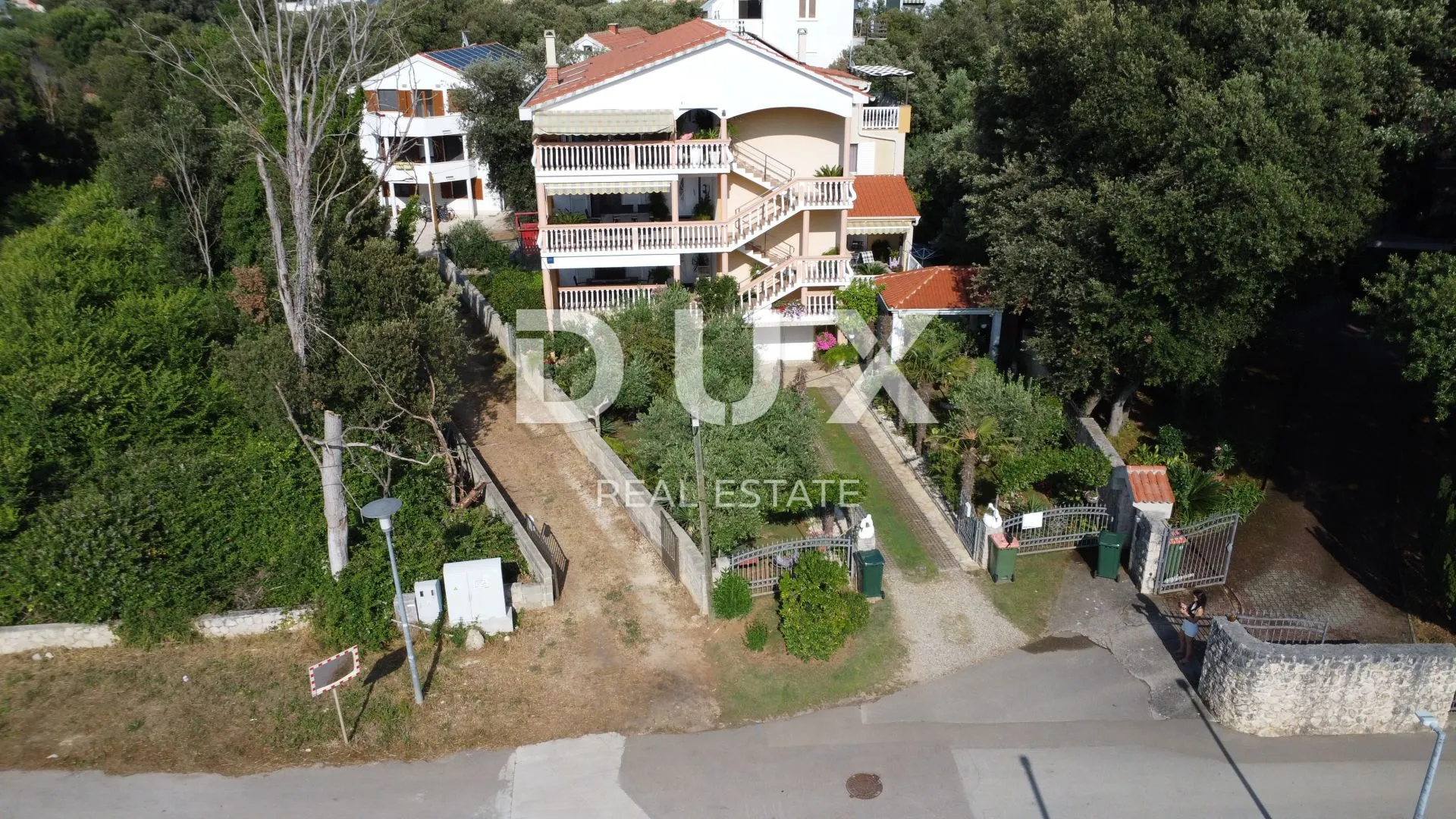 zadar, zaton - apartmanska vila pokraj mora - slika 3