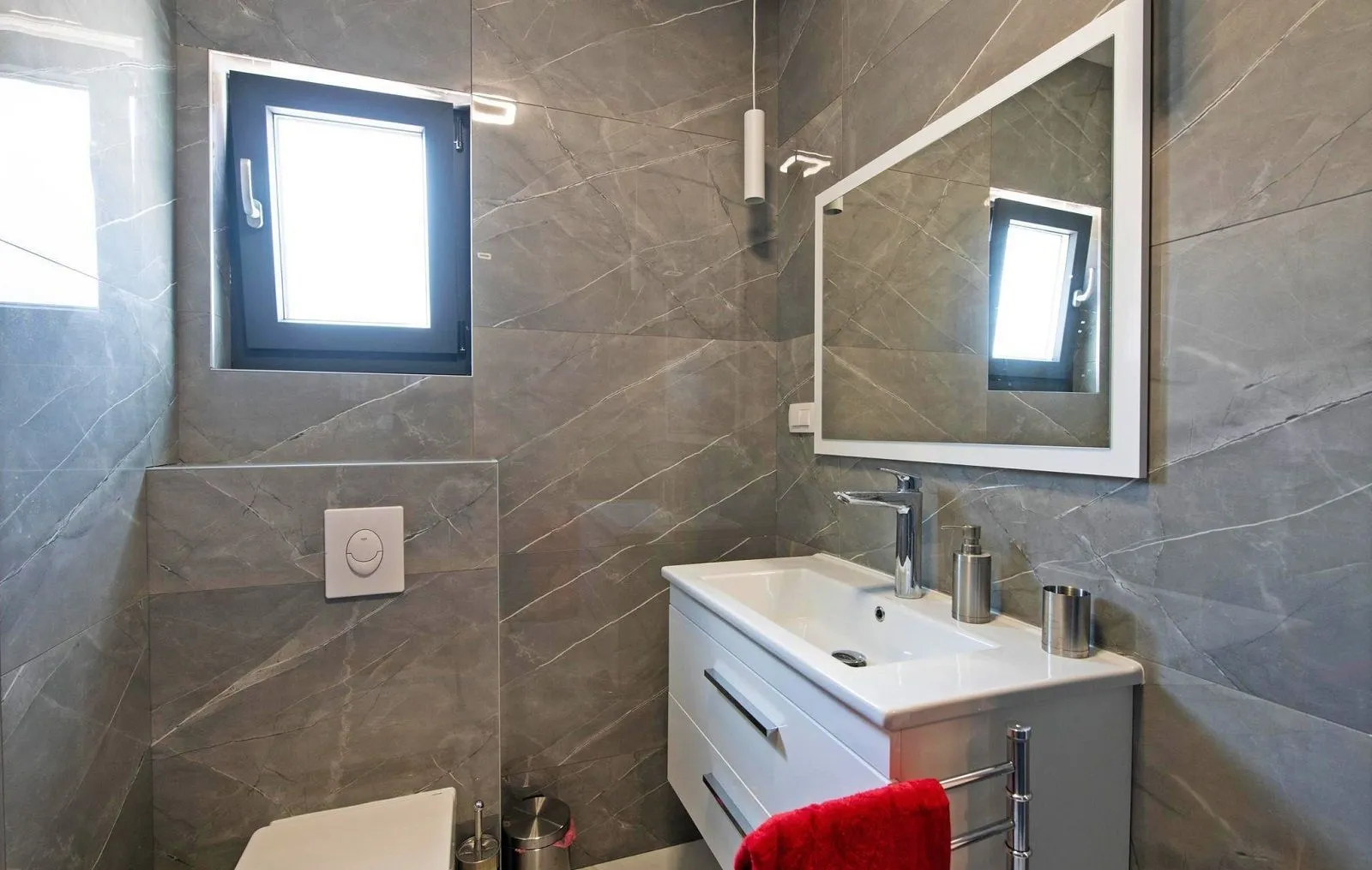 istra, labin - elegantna kuća s bazenom - slika 20