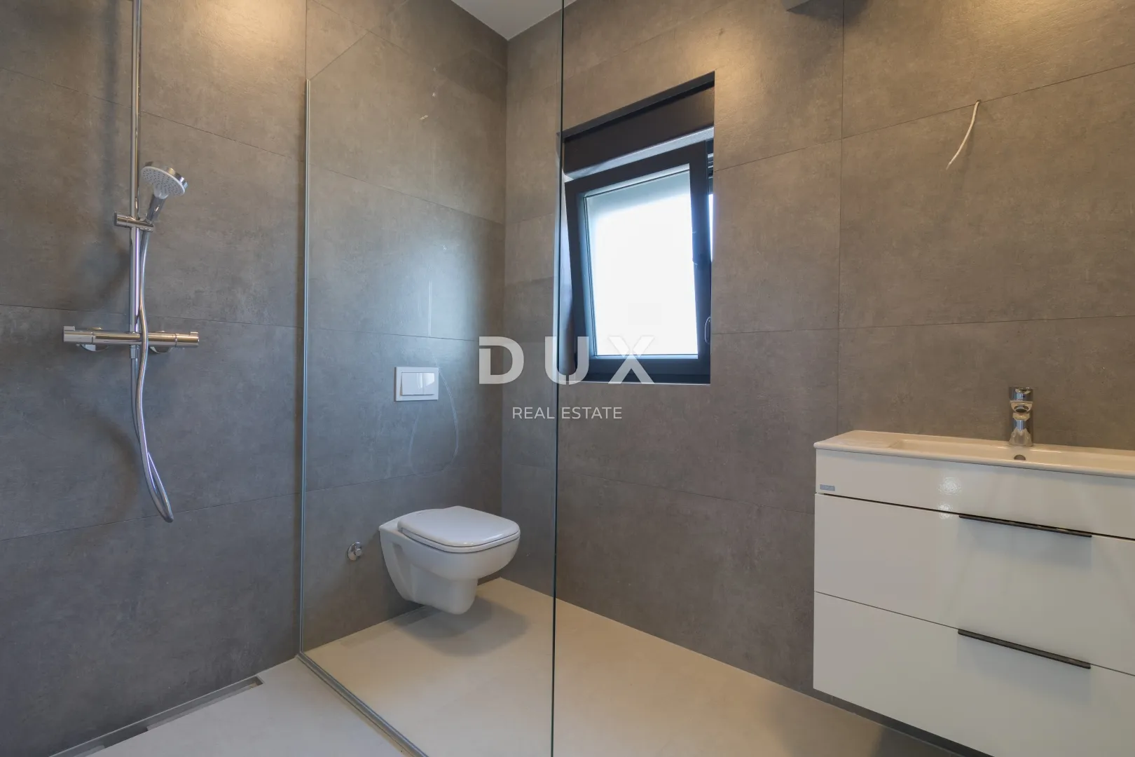 dalmacija, murter - novi duplex 5min od plaže! - slika 9